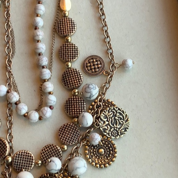 Boho multi strand necklace - Picture 8 of 9